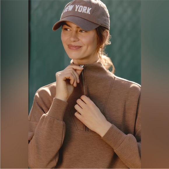 NWT Varley Hawley Half-Zip Sweatshirt - Picture 3 of 3